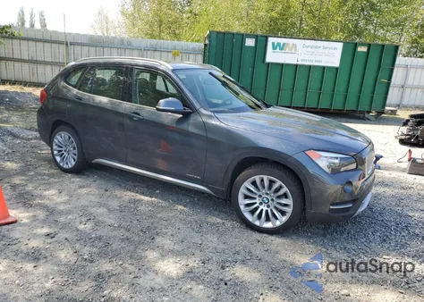 2013 BMW X1 xDrive28I из США, поврежденный, VIN WBAVL1C5XDVR89392